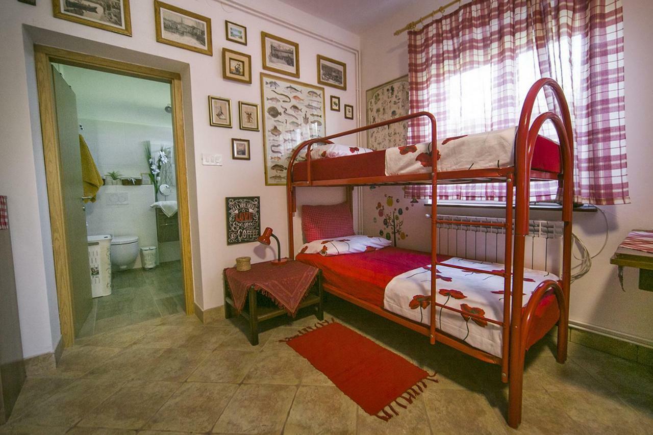 Cozy Istrian House Pensionat Izola Eksteriør billede